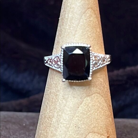 Australian Black Tourmaline Solitaire Ring in Sterling Silver sz7 NWT - Picture 1 of 14
